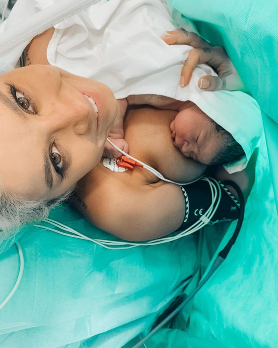 Alina Ceușan, mărturii copleșitoare despre problemele din timpul nașterii: “Mă aflu la Terapie Intensivă…” + ce a dezvăluit despre fiul său, Rock