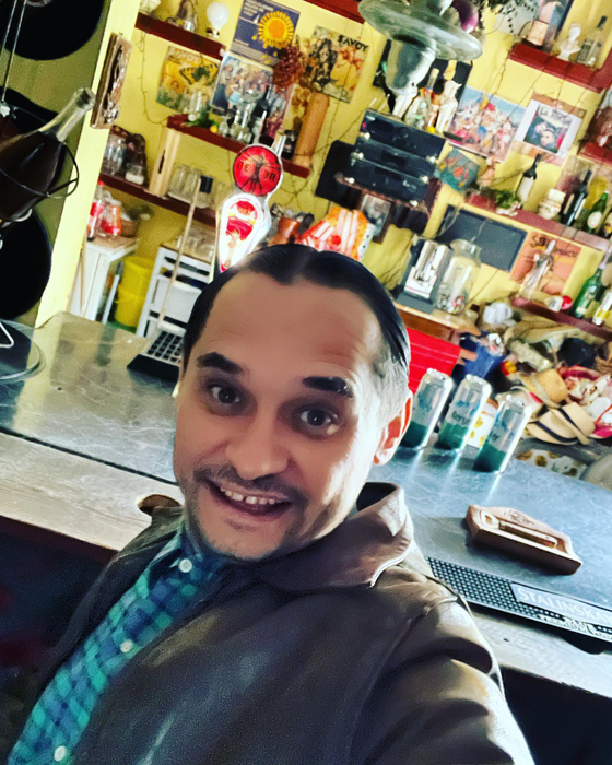 Mihai Rait îl interpretează pe Dorel din Las Fierbinți/ Sursa foto: Instagram