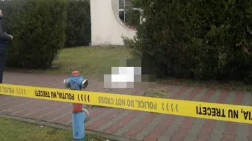 Un atasat al ambasadei Marii Britanii in Romania s-a aruncat de la ultimul etaj al unui hotel din Baia Mare