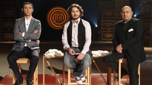 Supriză de proportii la MasterChef! Află ce concurent a câştigat cel de-al doilea sezon al show-ului de gătit