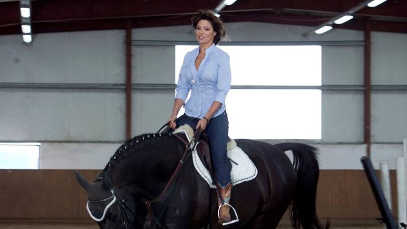 Demonstraţia lui DON NIC că este Naşul suprem: S-a folosit de AMBASADORUL SUA! A pus-o pe OANA CUZINO să-i…