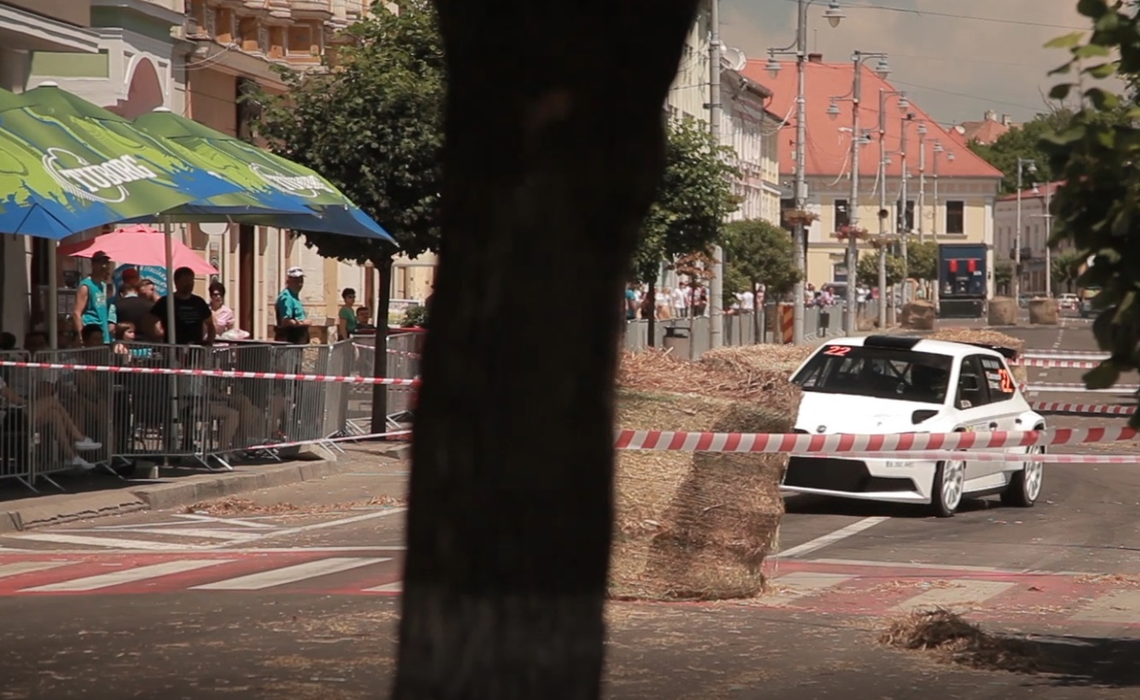 Costel Cășuneanu Jr. a făcut accident pe pistă, în cadrul Campionatului Național de Super Rally. El a obținut primul loc la general