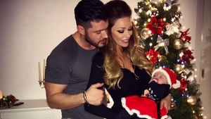 O minune de copil! Bianca Drăguşanu şi-a îmbrăcat fiica în Crăciuniţă şi e absolut adorabilă
