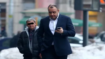 El este milionarul care are masini de 500.000 euro! Nu il stia nimeni, dar si-a luat cel mai scump model de Mercedes