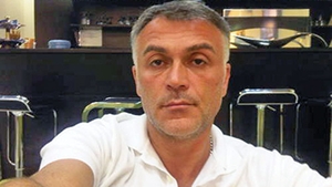 Judecatorii nu i-au facut pe plac fostului iubit al Simonei Patruleasa. Milionarul Amiran, tinut cu forta in Romania!
