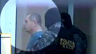 Scene ingrozitoare se petrec in celula criminalului de la Perla! E BANTUIT de sotia ucisa! Ii striga numele noaptea si…