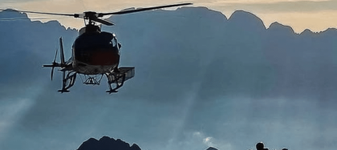 Semnalele de alarmă ale turiștilor au trimis armata italiană în Dolomiți. Ce au găsit militarii în zonele unde se topesc ghețarii