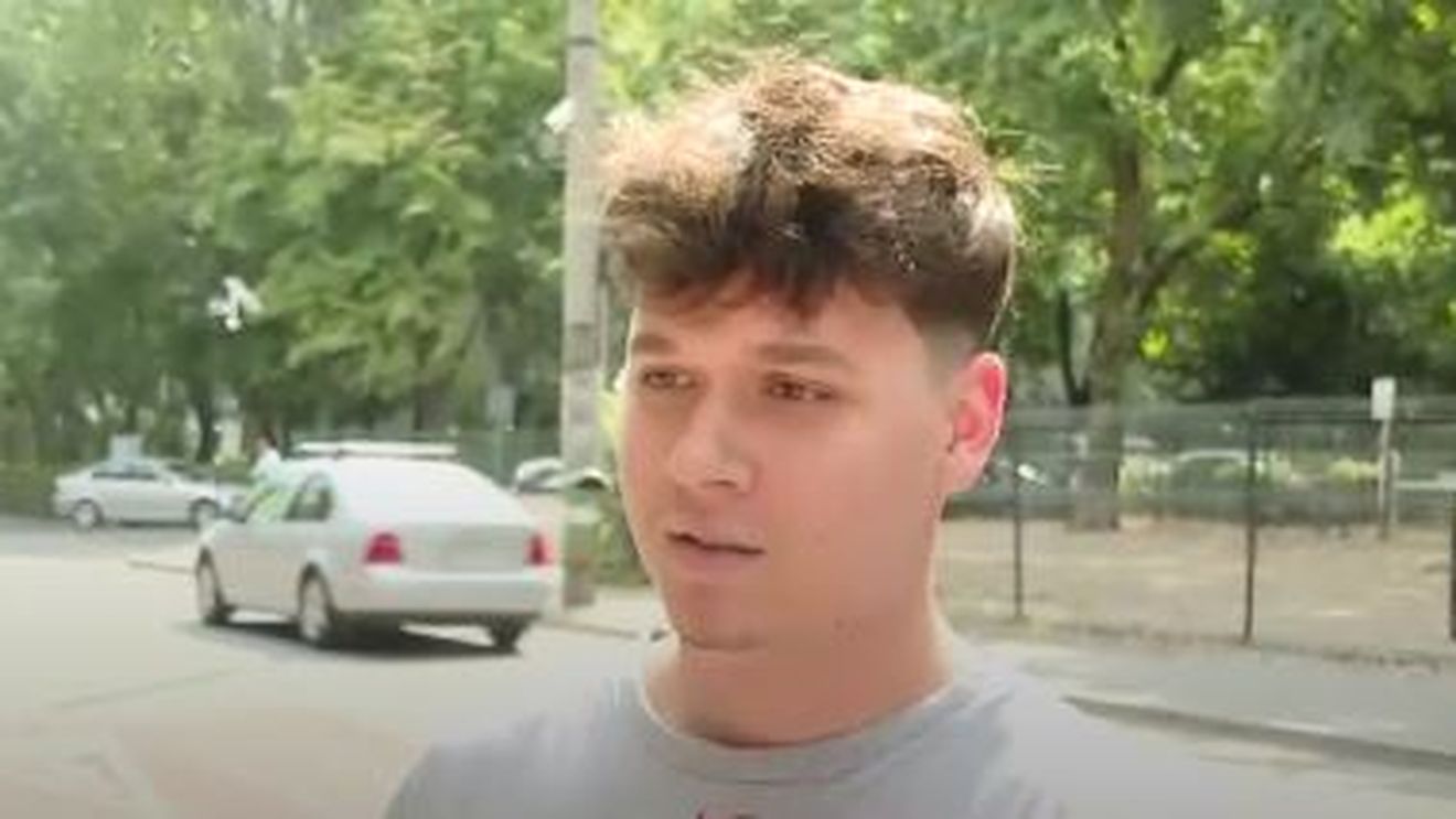 Ce a pățit băiatul din imagine, după ce a adormit la BAC: ”M-au trezit supraveghetoarele în...”