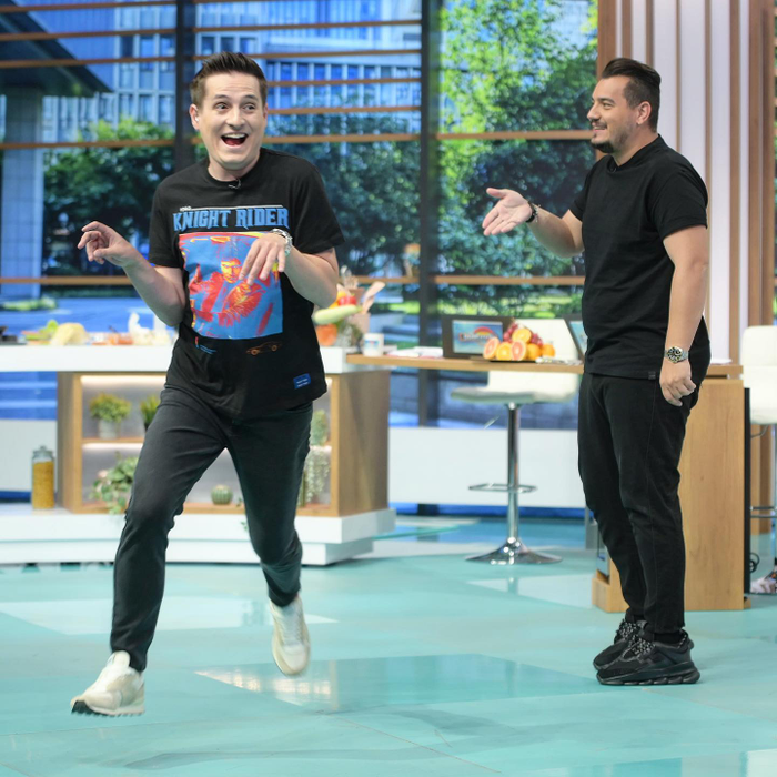 George Tănase: "Nu am un răspuns, că dacă aș avea ți l-aș da! Eu încerc să îmi mențin același ritm de viață, pentru că îmi place foarte mult. Adicăt trezitul ăla dimineața îmi dădea o rutină și încerc să îl mențin!"