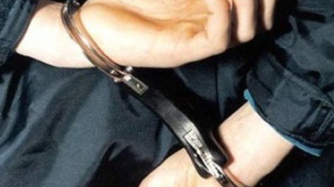 Paşte de coşmar pentru o bătrânică din Dâmboviţa! Ce a păţit după ce a surprins in curtea ei un bărbat care voia să o jefuiască