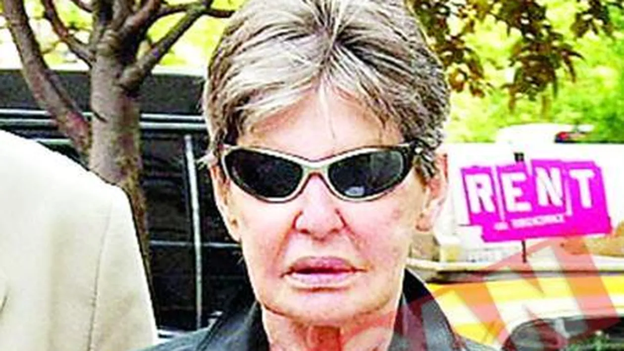 Trouble, cainele milionar, se ascunde