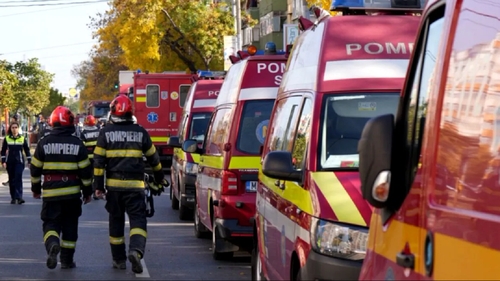 BREAKING! Liceul Theodor Pallady din București a fost evacuat, din cauza mirosului puternic de gaze