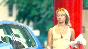 Bebelusa Oana a provocat un accident in lant