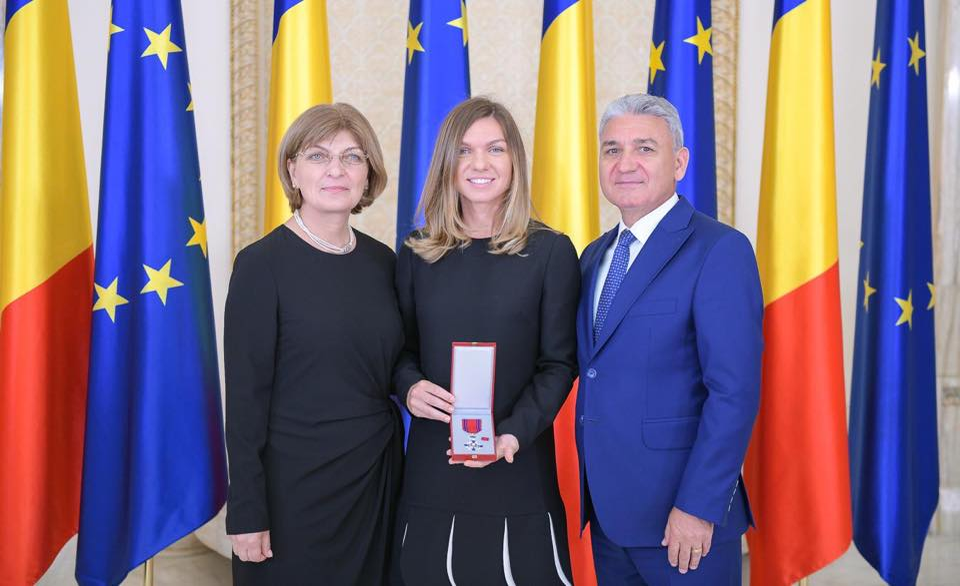 Simona Halep a fost cerută de soție! Toni Iuruc i-a oferit un superb inel de logodnă. Au stabilit deja data nunții