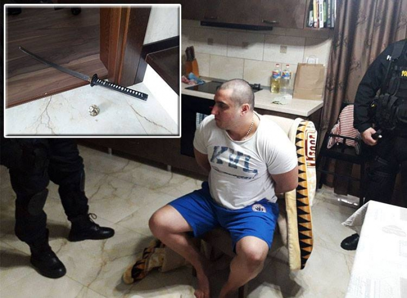 Poliţistul lovit cu sabia în cap de un interlop, din nou în comă! Informaţii noi despre starea de sănătate a lui Ciprian Sfichi