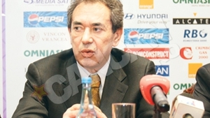 Nicolae Badea si-a botezat fetita intr-un restaurant de fite! Invitatii s-au delectat cu un meniu japonez