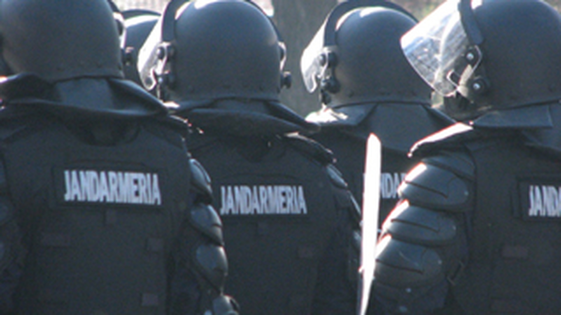 Peste 1.200 de jandarmi vor asigura ordinea de sarbatori in Bucuresti!