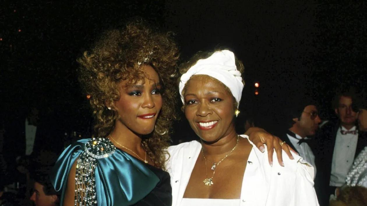 Mama lui Whitney Houston a murit după ani de boală. Cissy Houston avea 91 de ani