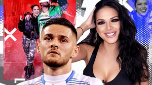 Fotbalistul suspendat al Astrei și sexy-bruneta se pregătesc de divorț? “I-a dat un mare flit după ce s-a văzut cu silicoane de 6.000 €”