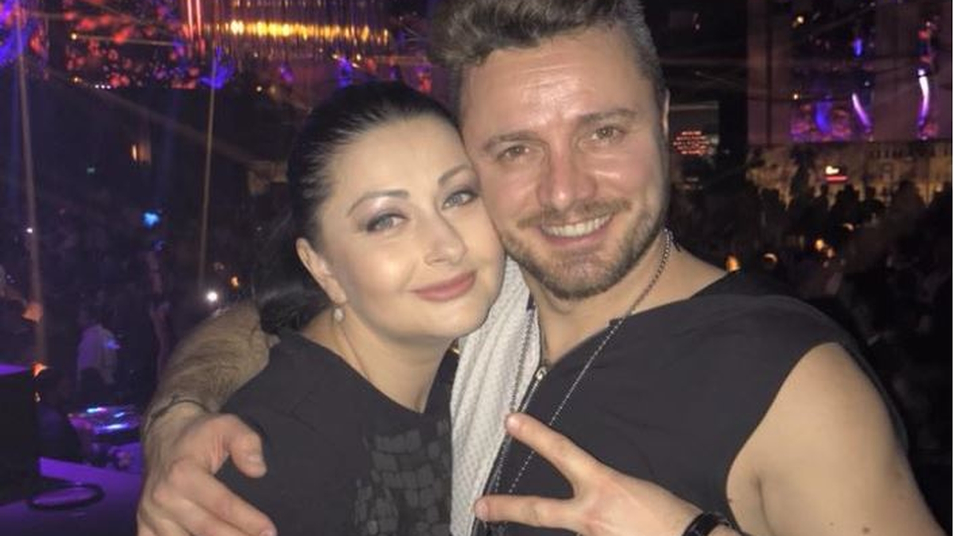 Fotografie de colecție, postată de Tavi Clonda! Gabriela Cristea cântă, micuța a făcut ochii mari și…