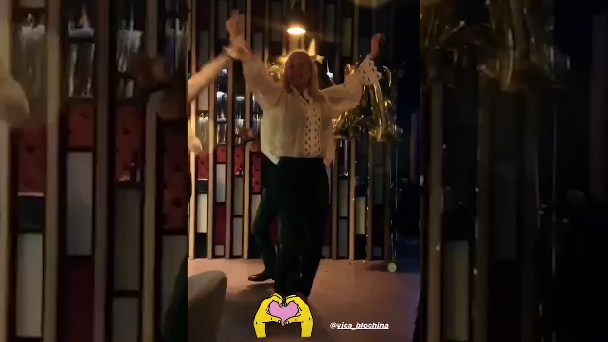 Vedeta a făcut spectacol într-un renumit local din Capitală