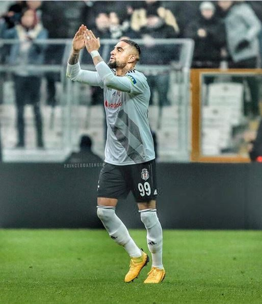 Soția unui fotbalist cunoscut, mărturisiri incendiare despre viața intimă: “Facem dragoste de 10 ori pe zi. Asta nu înseamnă că sunt nimfomană”