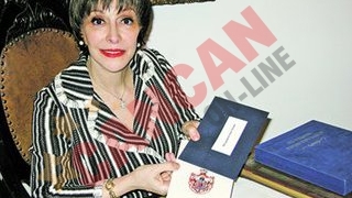 I-au trimis lui Cage o poza cu fratele lui