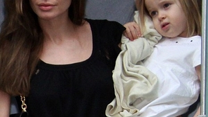 Fetiţa Angelinei Jolie, cea mai bine plătită copilă de la Hollywood? Puştoaica a luat 3000 de dolari pe săptămână pentru un rol!