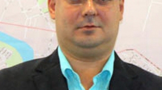 Ciudatenii in declaratia de avere a secretarului general al Primariei Sectorului 1, retinut de DNA: conducea o Dacia 1310, dar avea 50.000 de euro in banca!