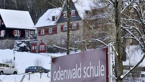 Scoala torturii: 8 profesori din Germania sunt urmariti penal dupa ce au torturat elevii oparindu-le organele genitale