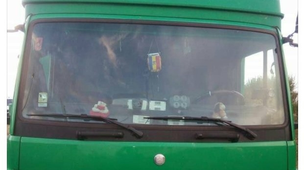 Ce avea în cabină un șofer de TIR de etnie maghiară! Românilor nu le-a venit să creadă