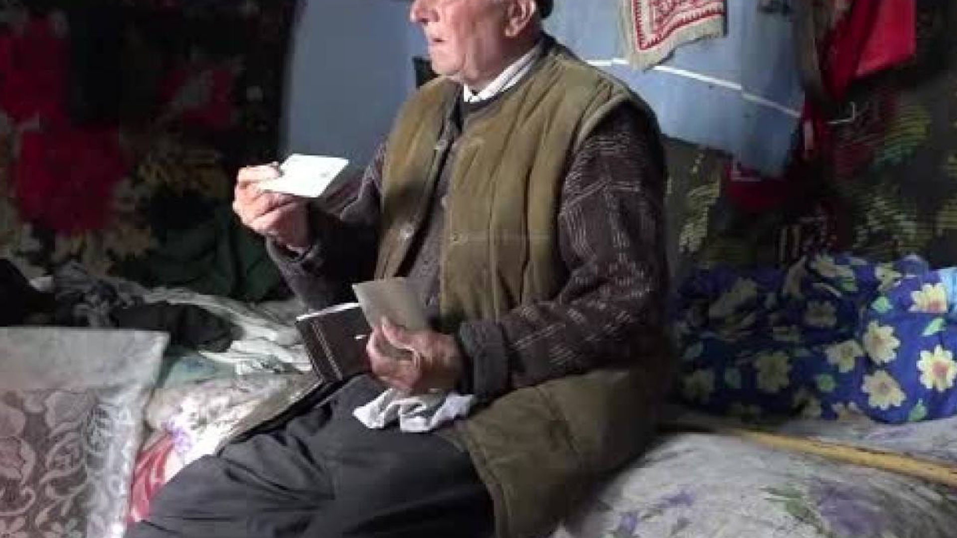 Prejudiuciul veteranului de război de 92 de ani care riscă 5 ani de închisoare, pentru că a înşelat CFR, a ajuns la 100.000 de lei!