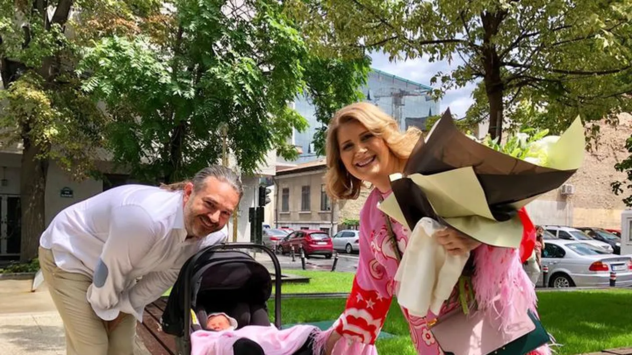 Cum s-a îmbrăcat Viorica Dăncilă la botezul fetiței Alessandrei Stoicescu