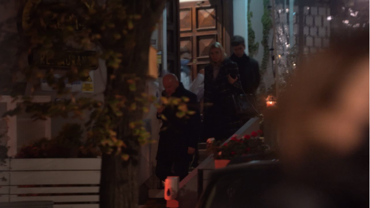 Dragoș Pavăl, Karina și iubitul ei părăsesc restaurantul