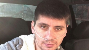 Mesaje cutremurătoare scrise pe stradă: „Și eu sunt Călin, nu vreau să mor ca el!“