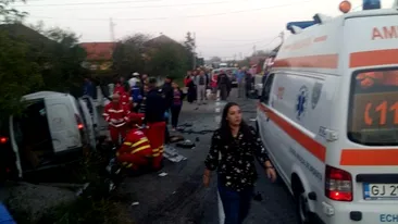 Accident cu 3 mașini în Gorj! Plan roșu de intervenție: 11 victime