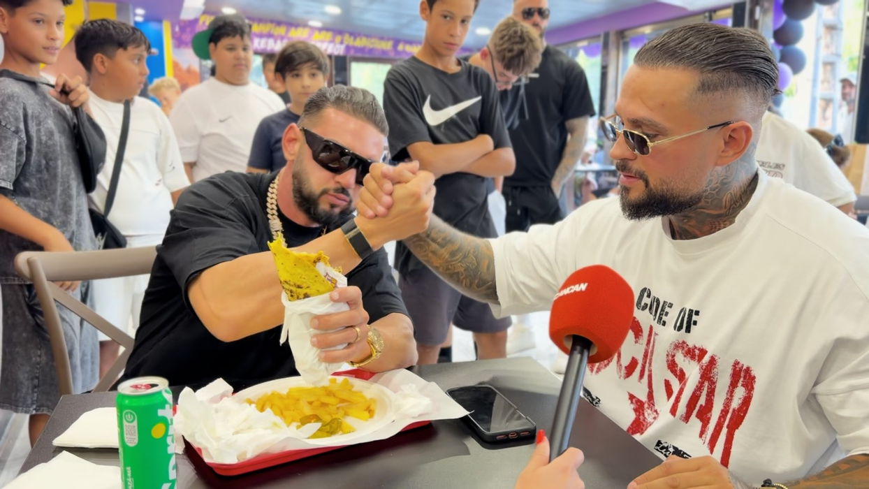 Dorian Popa și Meko, la degustarea noii shaorme Fight Kebab