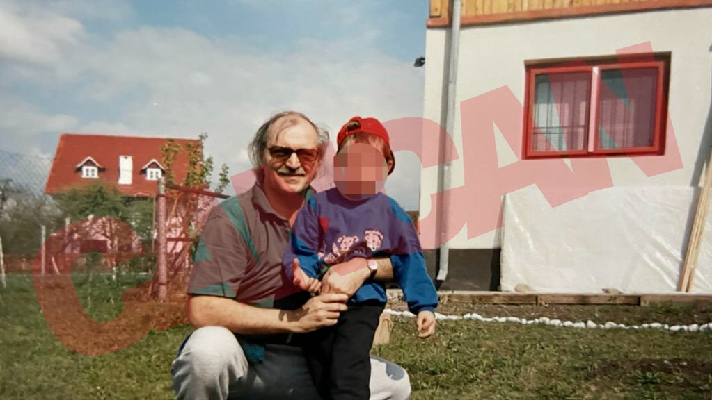 Victor Socaciu, alături de unul dintre copiii lui