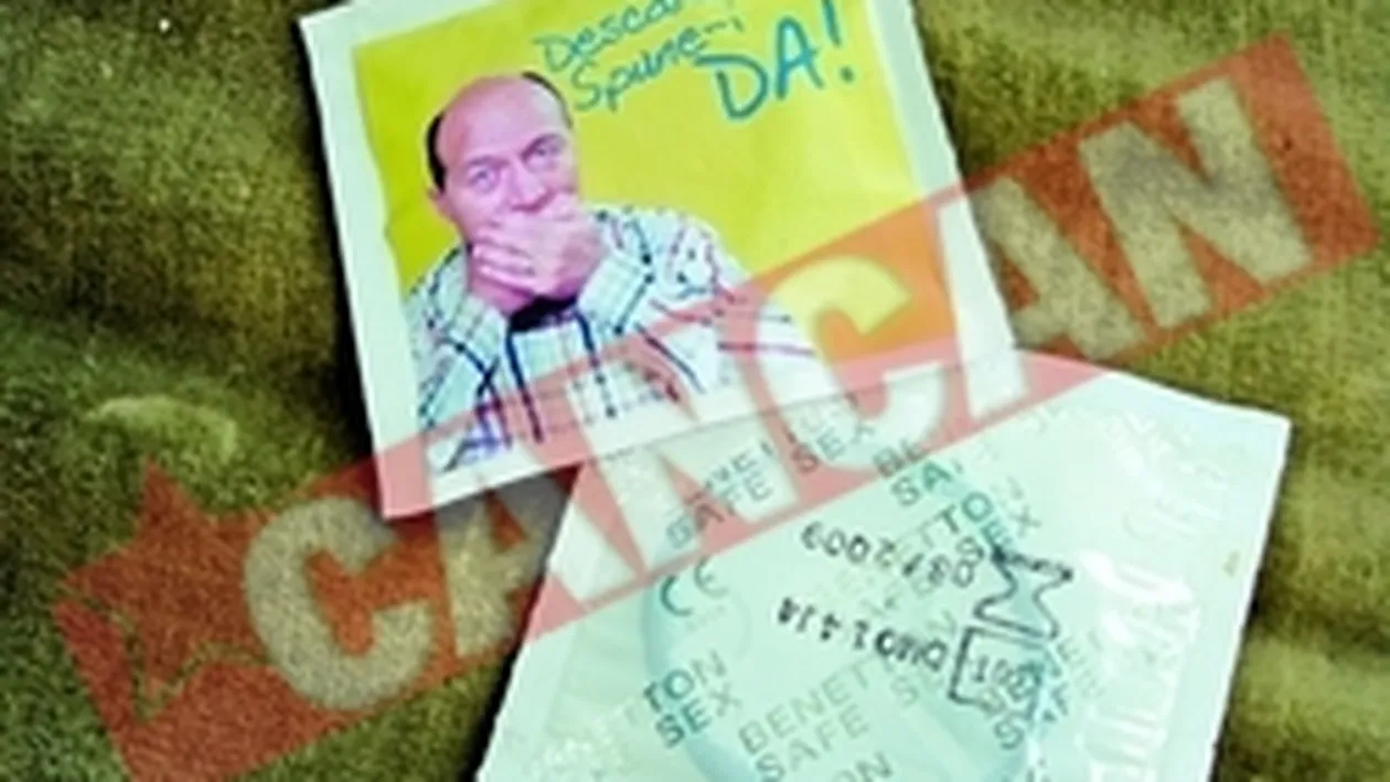 Prezervative cu chipul lui Basescu: Descarca-te!