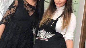 Adevărul din spatele imaginii cu Monalisa şi Andreea Mantea! Ce relaţie era între vedeta Kanal D şi fata din Piteşti, moartă de cancer la 26 de ani
