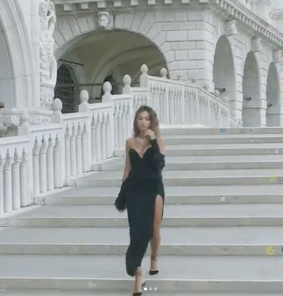 Cu lacrimi pe obraji, Mădălina Ghenea a postat un mesaj dureros în memoria unui prieten care a murit: “Aș vrea să te pot îmbrățișa cu adevărat”
