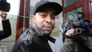 Florin Salam e dat disparut de 24 de ore de familie, dar a aparut, ca de obicei, la CANCAN.RO! Am comprimat 3 ore de inregistrari