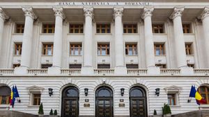 Cum funcţionează băncile pe timpul stării de urgenţă. Măsuri importante adoptate pe timpul pandemiei de coronavirus