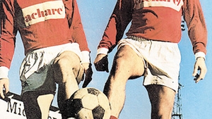 Cum au ajuns doi jucatori romani, in Franta, idoli din pericole de stat Povestea fotbalistilor-spioni "Florence" si "Piccolo"