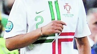 Sufera alaturi de Bruno Alves. Geraldo, devastat de penalty-ul ratat de fratele sau