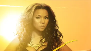 VIDEO Nadine a revenit in muzica! Asculta piesa Let it Rain!