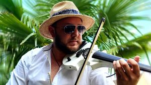 A murit Gabi Stângău, un celebru violonist din Maramureș, într-un accident de ATV. Cântase cu Andra Măruță, cu puțin timp înainte de tragedie