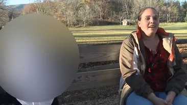 Niciun vecin nu mai vrea sa vorbeasca cu ea! CUM si-a imbracat copilul pentru noaptea de Halloween! Asa ceva e de neconceput!