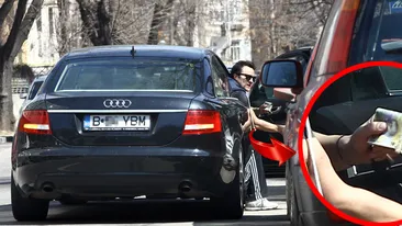Cine plateste facturile in cuplul Malvina-Boguta? Dupa trei minute petrecute in masina ei, actorul a plecat cu un pumn de bani!