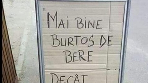 Anunț viral postat de proprietarul unui bar din România, la intrarea în local: "Mai bine burtos de bere, decât..."